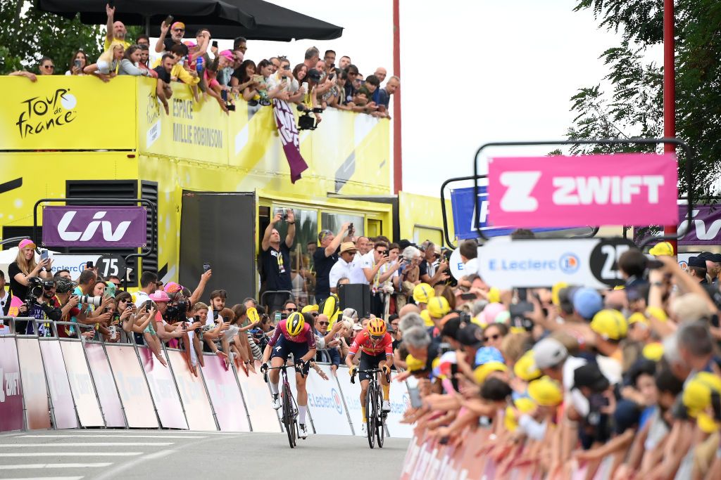 RODEZ FRANCE JULY 26 LR Demi Vollering of The Netherlands Pink UCI Womens WorldTour Leader Jersey and Team SD Worx Protime and Anouska Koster of The Netherlands and Team UnoX Pro Cycling Team sprint at finish line during the 2nd Tour de France Femmes 2023 Stage 4 a 1771km stage from Cahors to Rodez 572m UCIWWT on July 26 2023 in Rodez France Photo by Alex BroadwayGetty Images