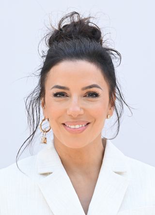 Eva Longoria attends the "Le Chouchou" Jacquemus' Fashion Show at Chateau de Versailles on June 26, 2023 in Versailles, France