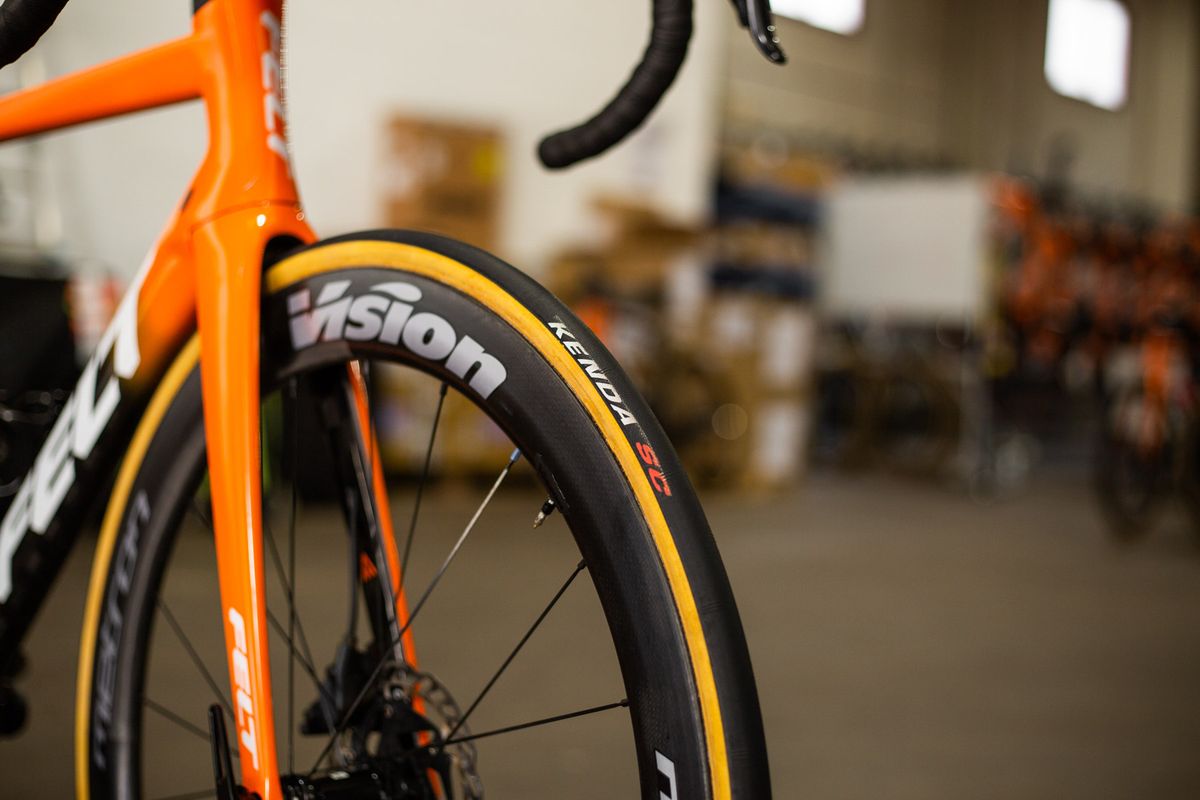 Rally Cycling's Felt AR