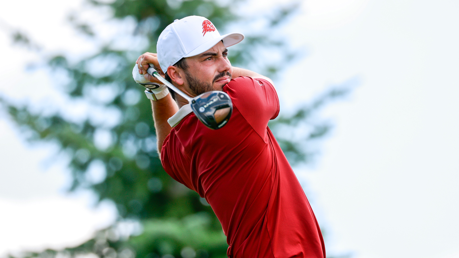 Josele Ballester hits a mini driver