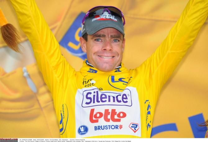 Cadel Evans enjoys his first day in the Tour's yellow jersey in 2008