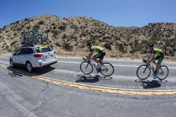 Orica-GreenEdge riders chase back on