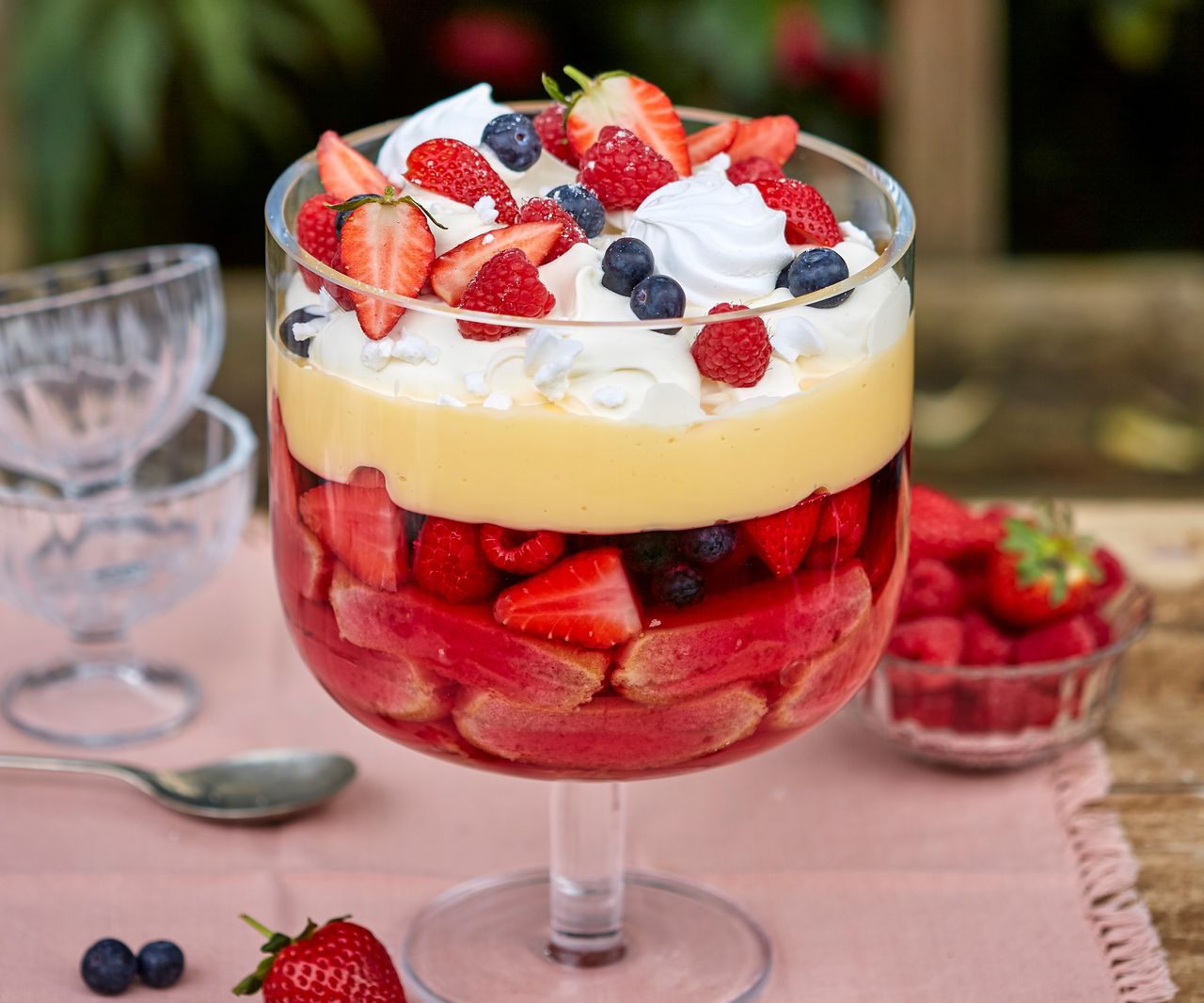 Eton Mess trifle