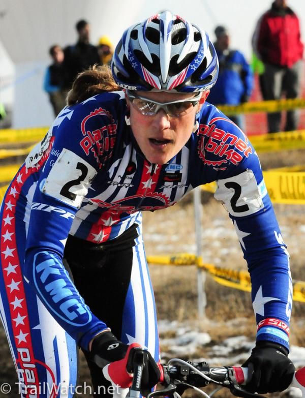 Katie Compton (Planet Bike) setting up for a tricky off-cambre turn.