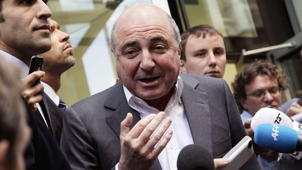 LONDON, UNITED KINGDOM - AUGUST 31:Boris Berezovsky addresses the media outside the Royal Courts of Justice after losing his lawsuit against Chelsea FC owner Roman Abramovich on August 31, 20