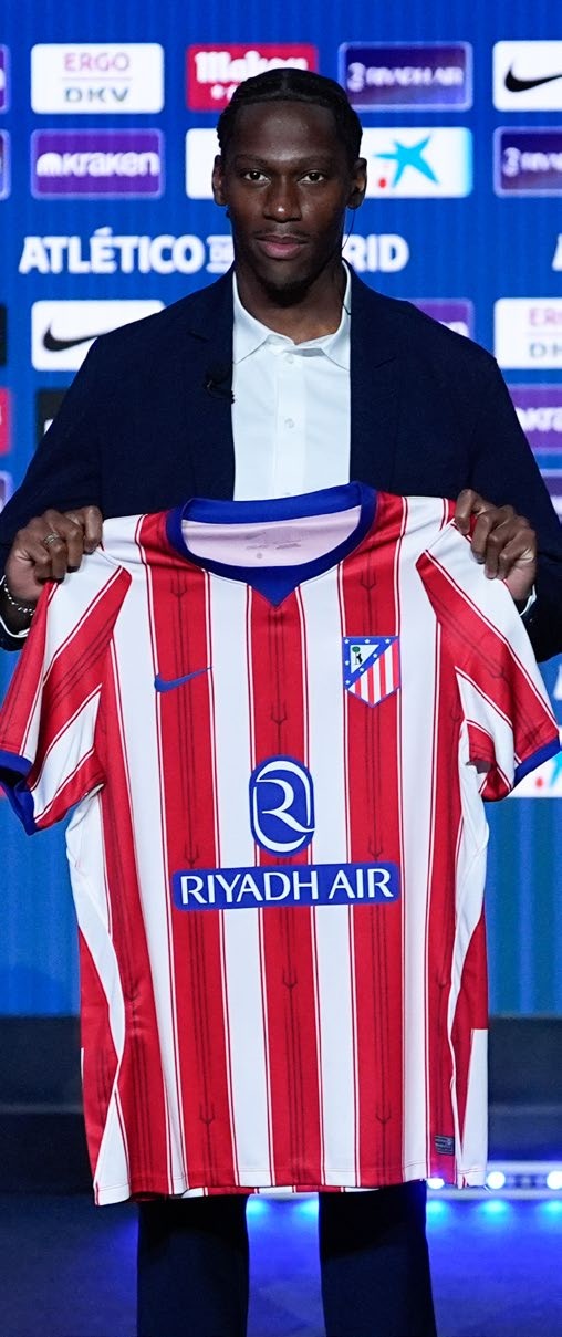 FFT396.feat_signings.gettyimages_2293160374