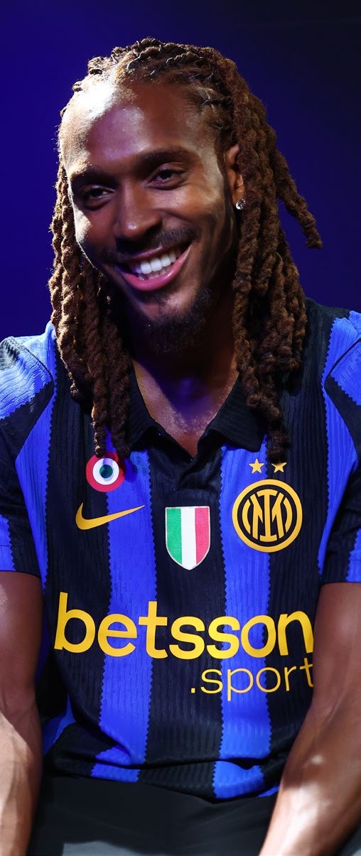FFT396.feat_signings.gettyimages_2290713244
