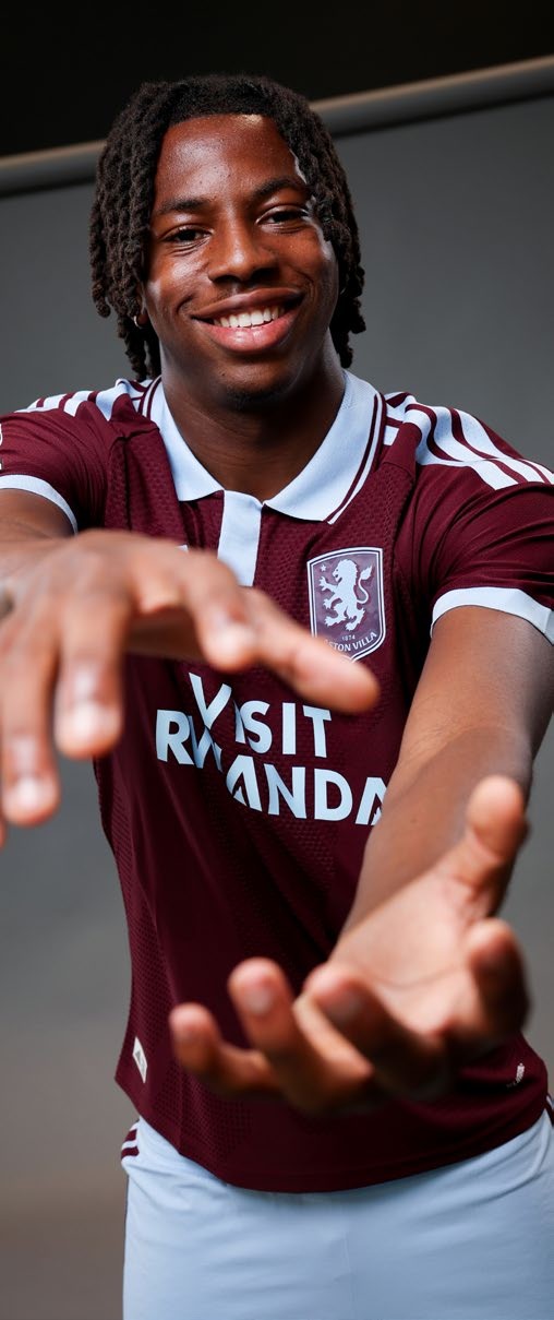 FFT396.feat_signings.gettyimages_2286550684