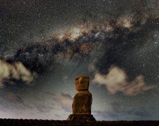 Galactic Center Over Ahu O'rongo