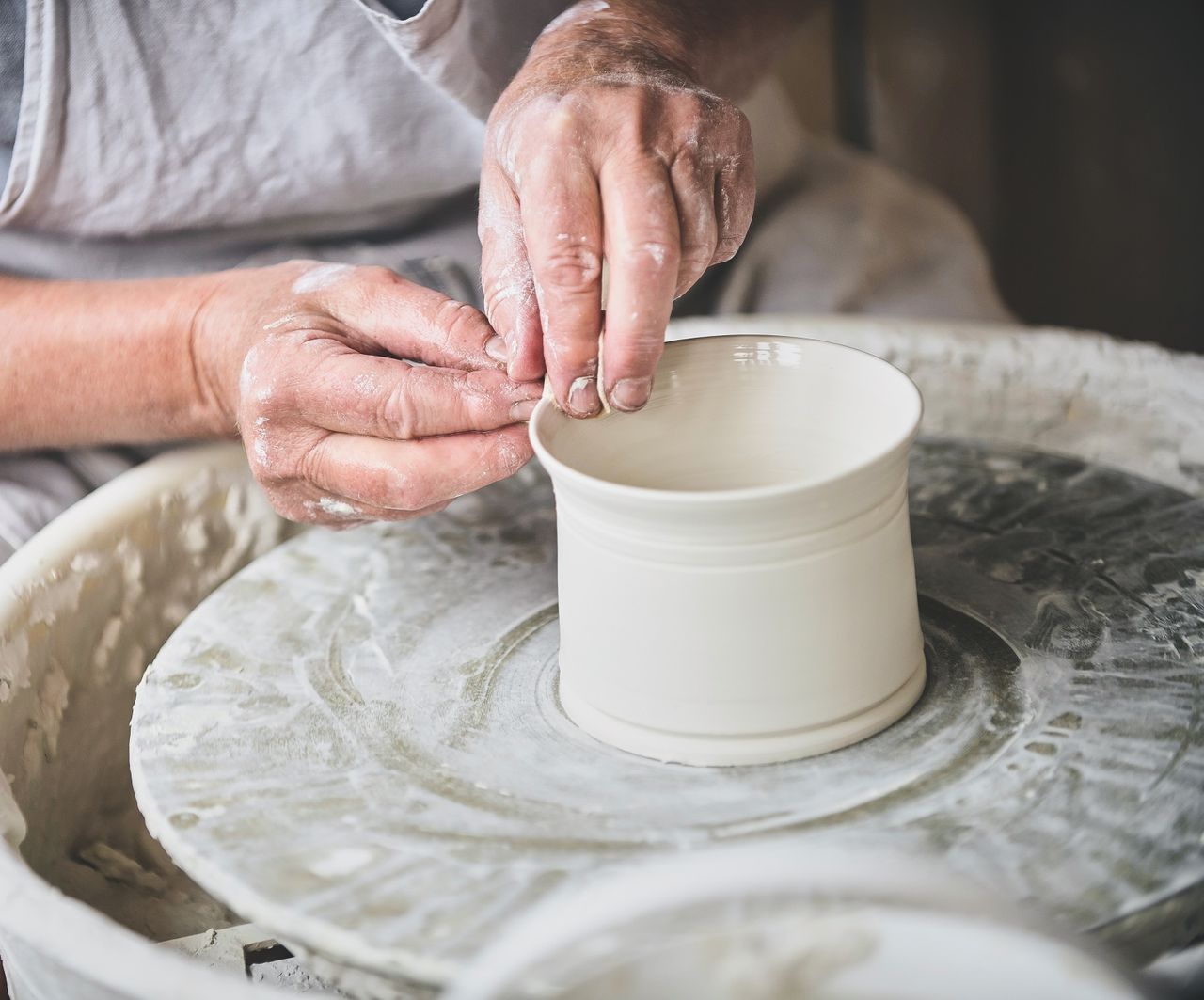 The magic touch: the individual care of the creator shines through handmade pottery