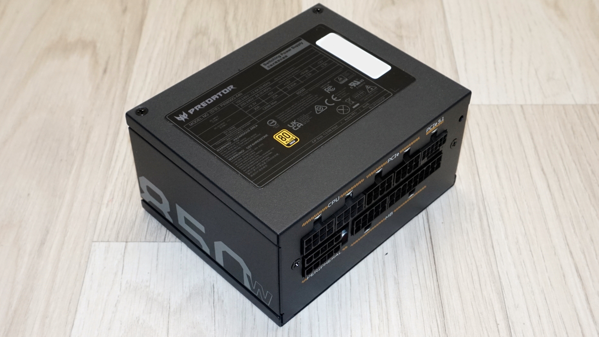 Acer Predator GX850 SFX