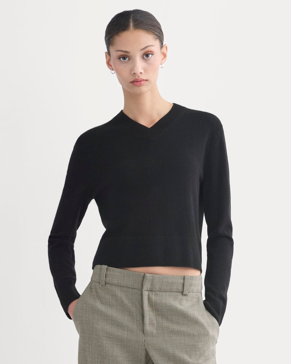 Cashmere Cropped High-V Sweater | Black - Xxs