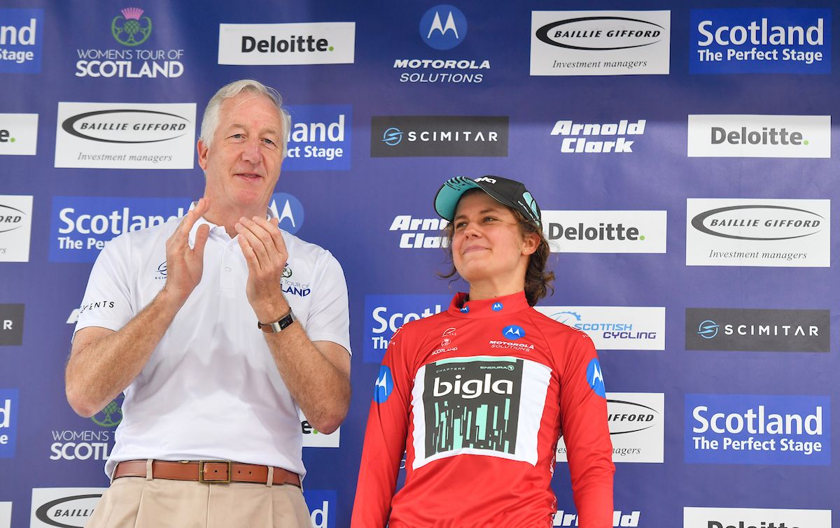 Leah Thomas of BIGLA cycling team on the podium in the Motorola Queen of Sprints Jersey.