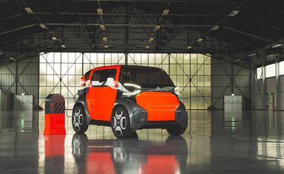 Citroën investigates the possibilities of the urban commute through Ami One, an utilitarian electric car for the next generation
