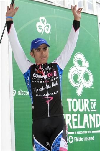 Russell Downing (CandiTV-Marshalls Pasta) goes one better this year as he mounts the podium to collect his prize