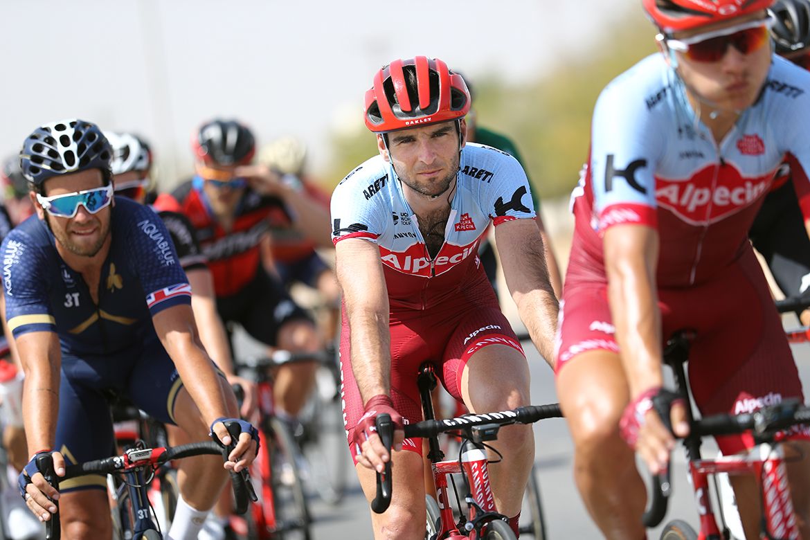 Adam Blythe (Aqua Blue Sport) was later disqualified for an illegal bike change