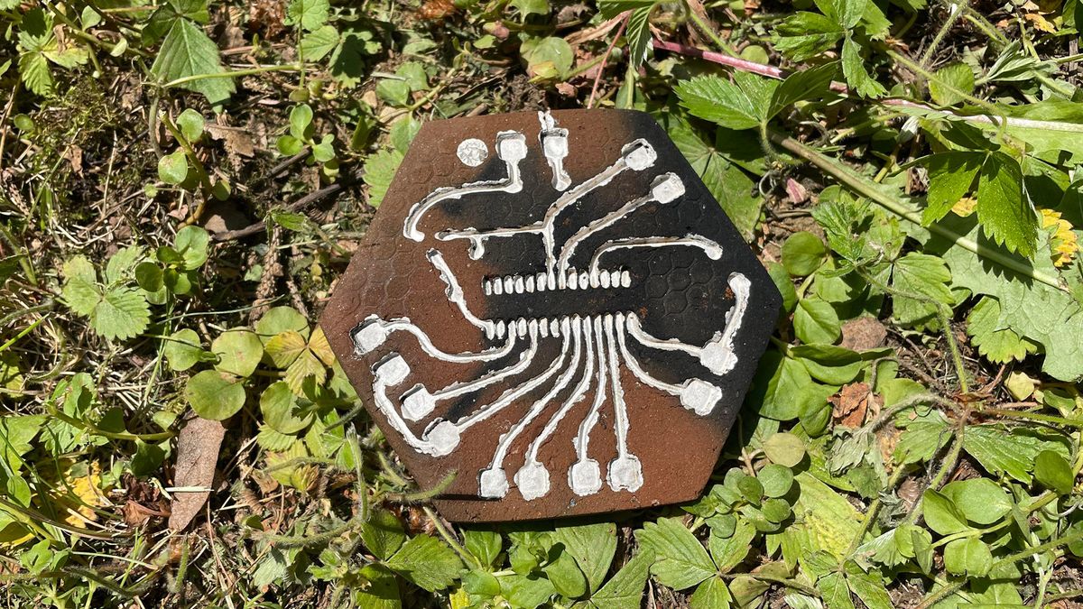 Hacktivists share a guide on making working electronics PCBs made from natural clay with prehistoric technique — ethical hardware tutorial explains how to find clay, stamp 3D printed circuits, paint traces, and fire tablets