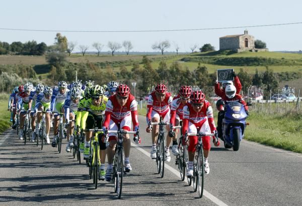 Acqua &amp; Sapone lead the chase
