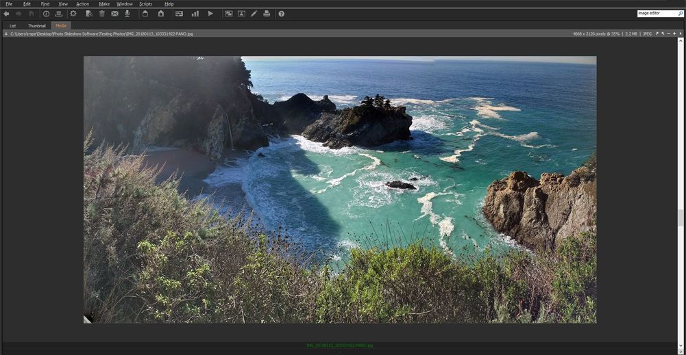 This is Media Pro&rsquo;s main interface. You can view images in small thumbnails or widescreen format before editing.