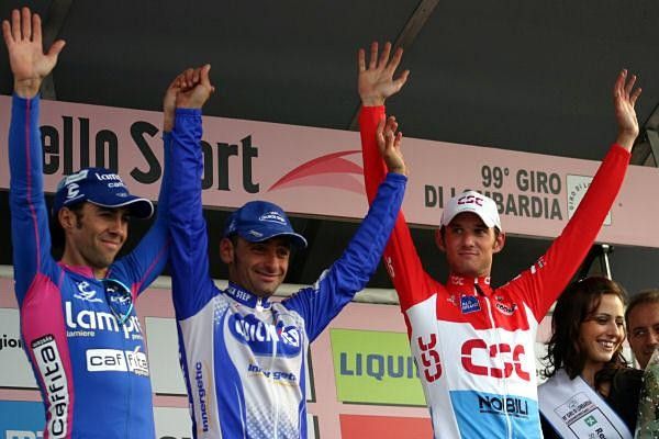The podium (L to R): Gilberto Simoni (2nd), Paolo Bettini (1st) and Frank Schleck (3rd)