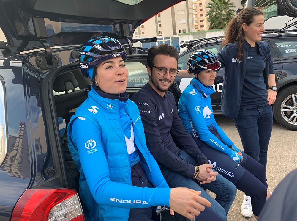 Sheyla Gutierrez and Movistar Team Women prepare to go for a training ride