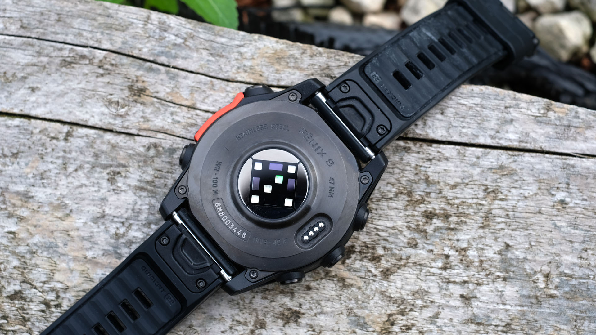 Garmin Fenix 8, a close-up photo of the sensors