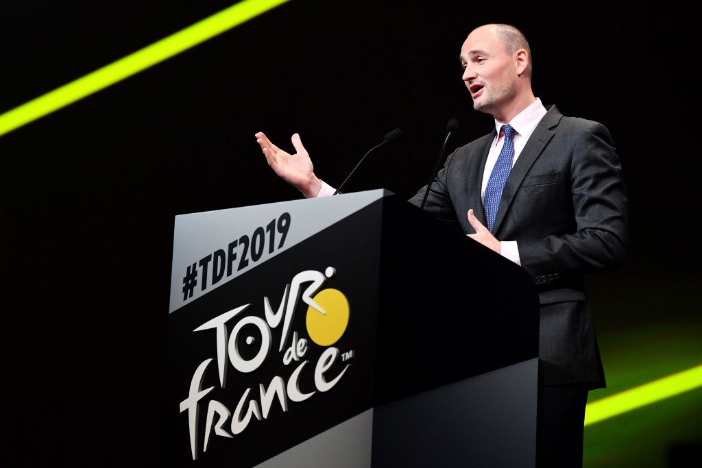 Jean-Etienne Amaury, President of ASO, addresses the audience