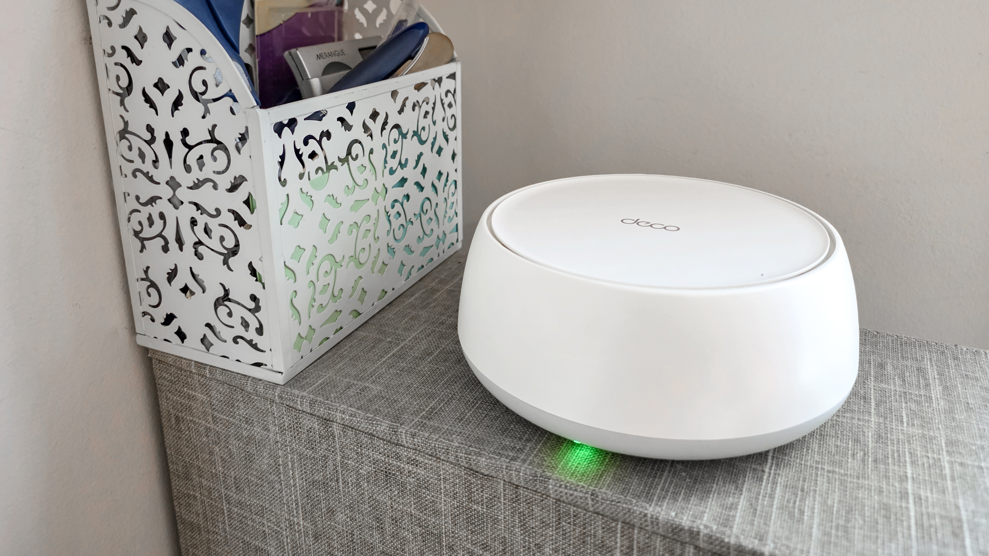 روتر شبکه TP-Link Deco BE23 در رک