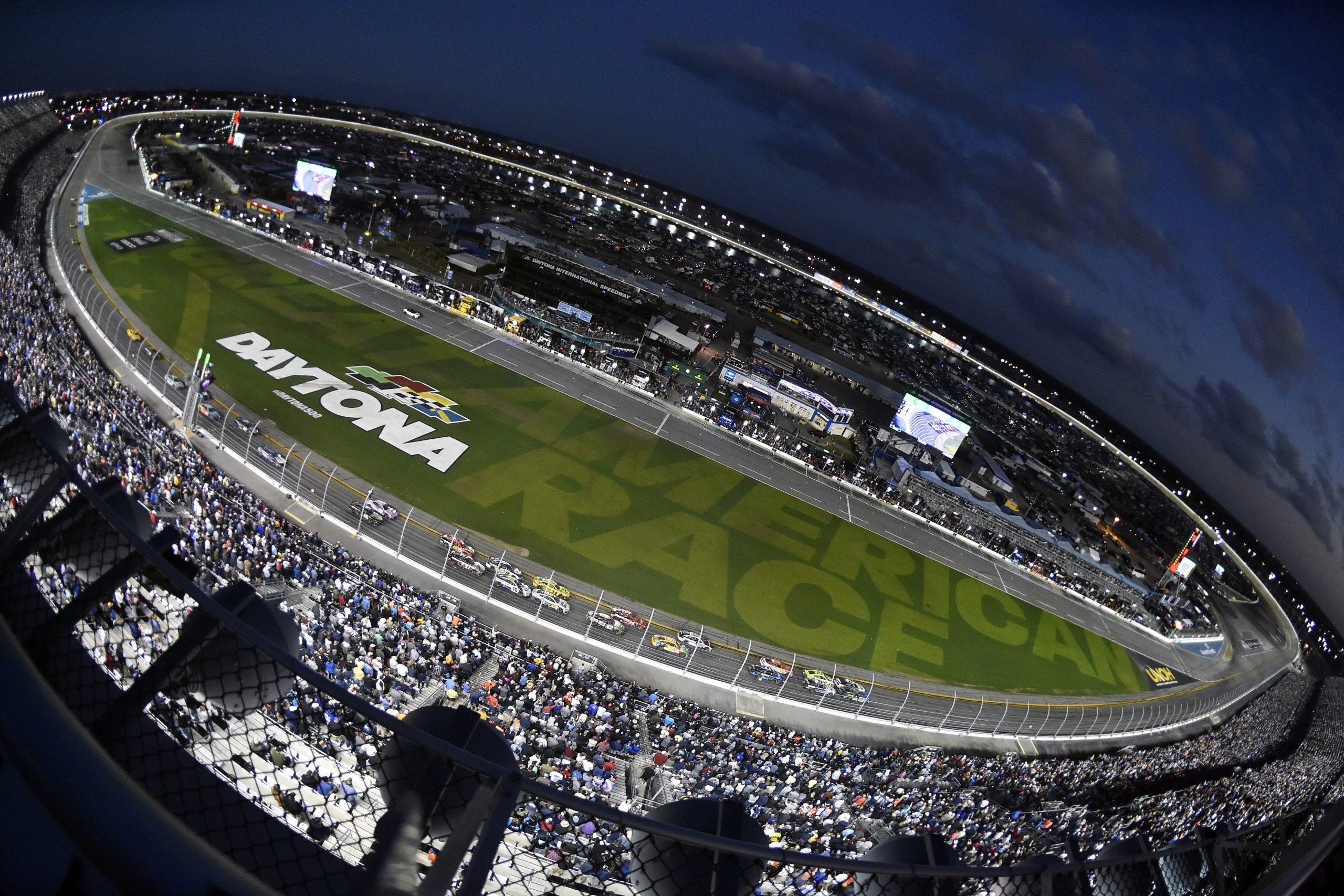 Fox Sports Daytona 500 Coverage To Take ‘XtraMotion’ To Next Level TV(02)
