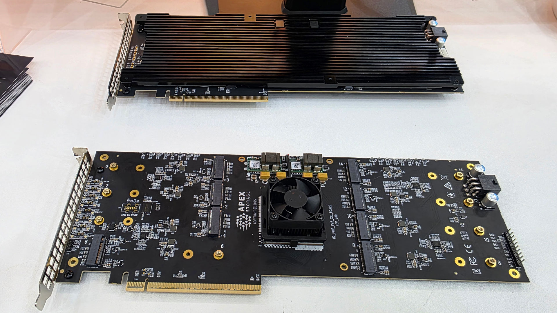 Phison's 113.6 GB/s Apex RAID demo at Computex