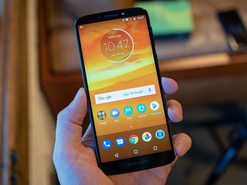 Moto E5 Plus
