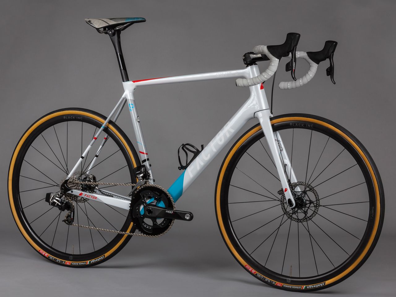 Factor have paired the full build with finishing kit and wheels from Black Inc