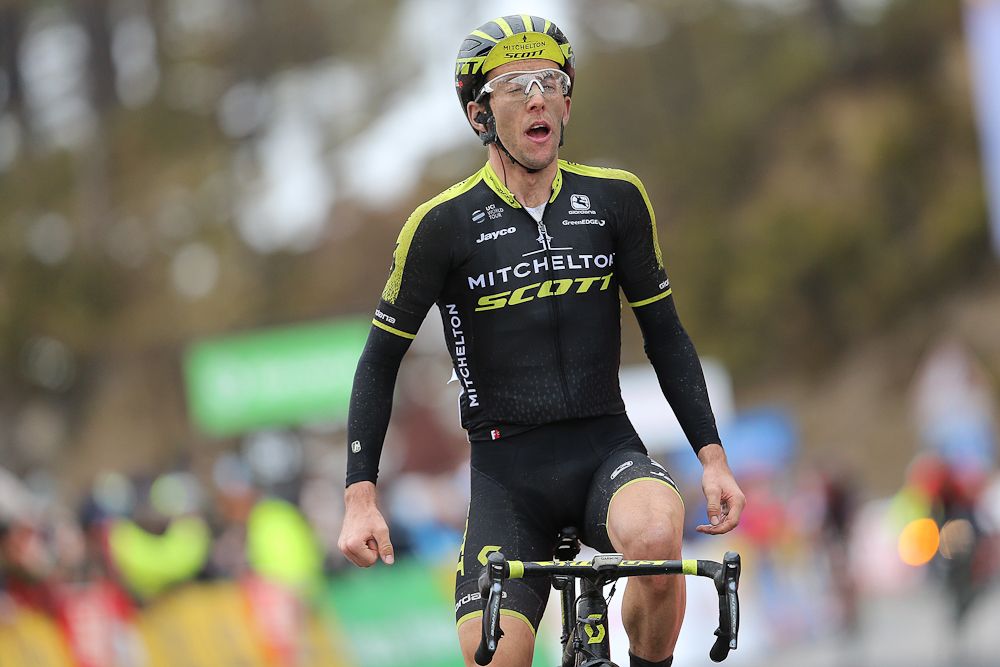 Simon Yates (Mitchelton - Scott) wins stage 7 at Paris-Nice