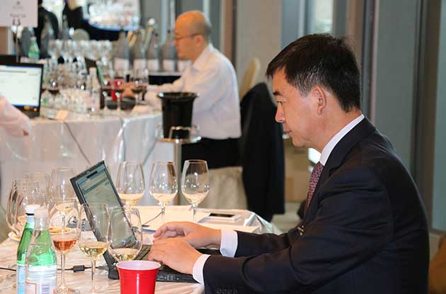 Decanter Asia Wine Awards 2015, Dawa 2015, Li Demei begins judging week