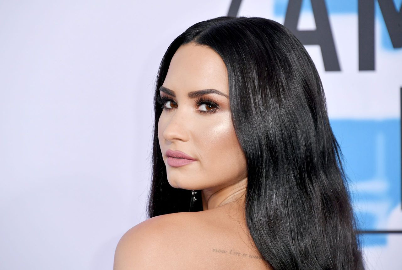 Demi Lovato is non-binary