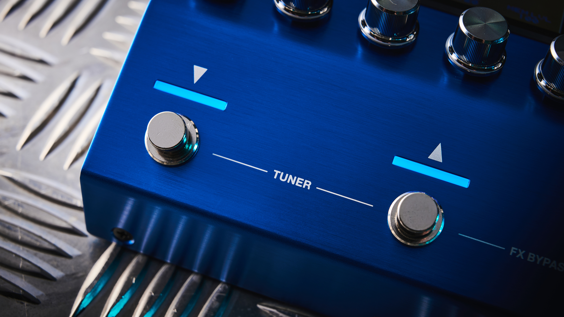 The footswitches on the Boss VG-800 guitar processor