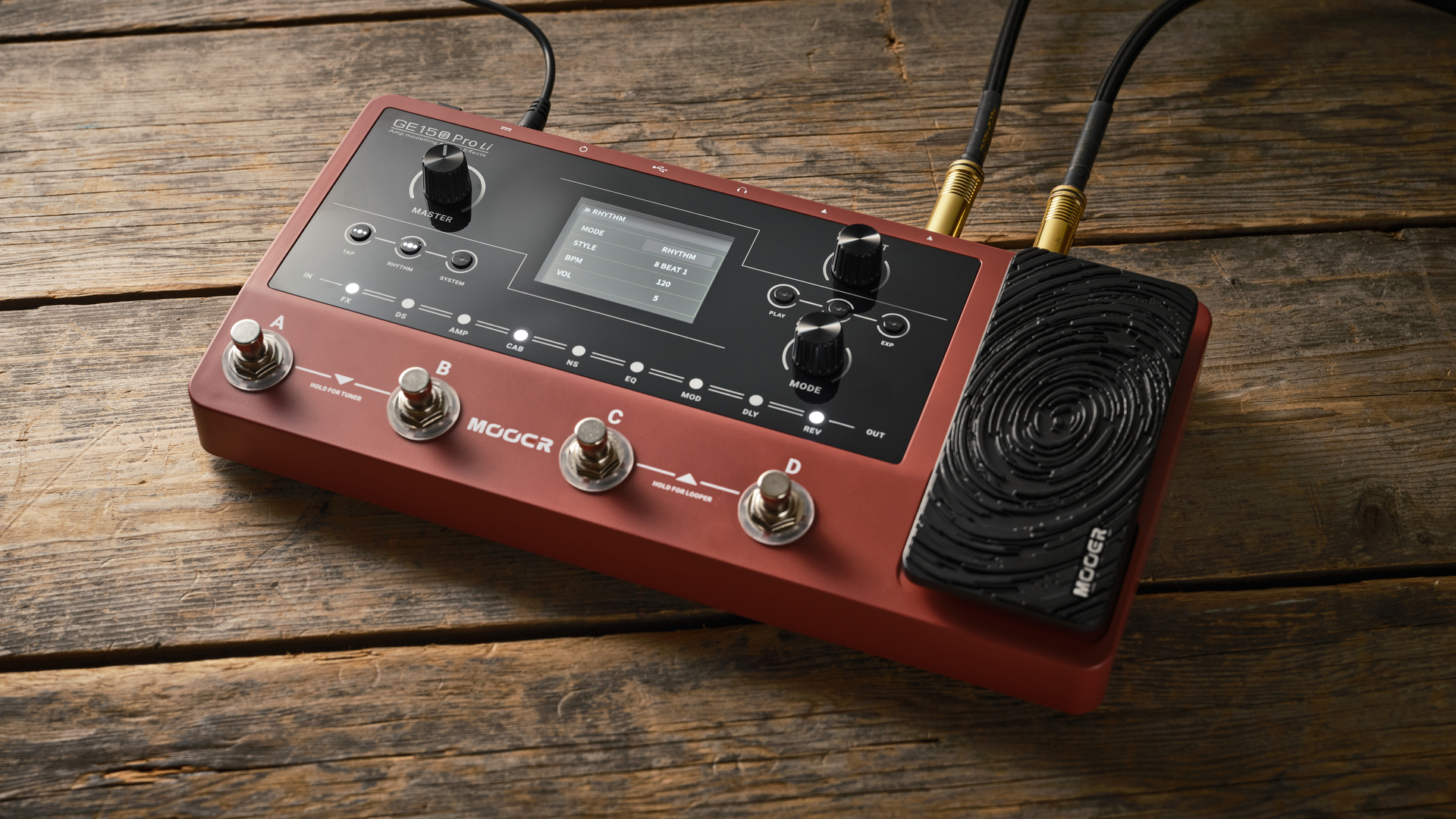 Mooer GE150 Pro li on wooden floor