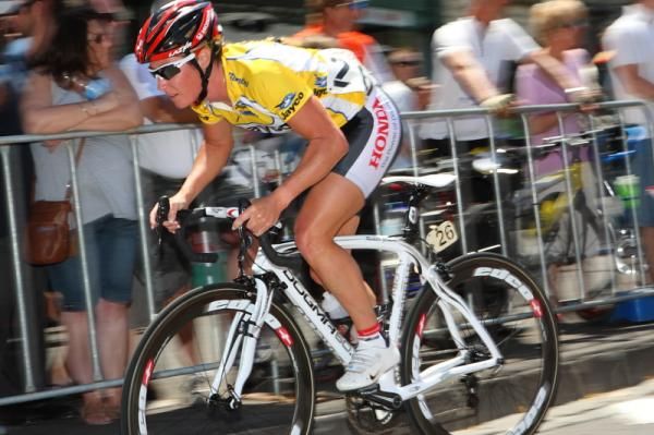 Rochelle Gilmore (Honda Dream Team) dominated the 2010 and wore the leader's jersey thorughout