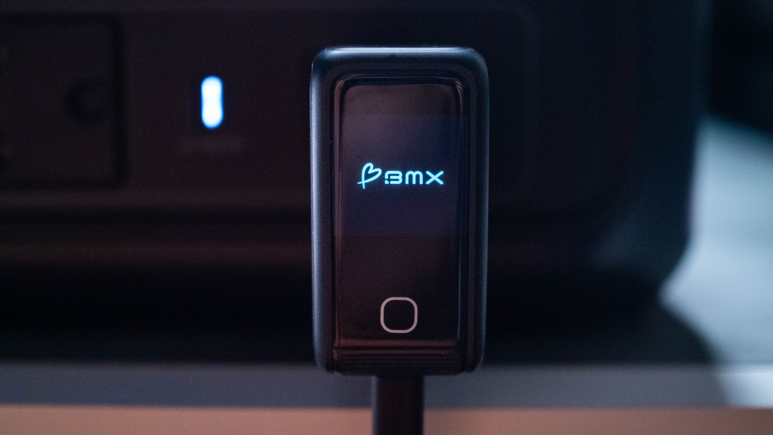 BMX GaNsta 140W GaN charger testing