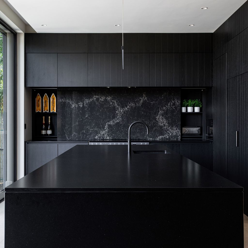 The dark kitchen trend 'simply oozes high-end cosiness' | Ideal Home