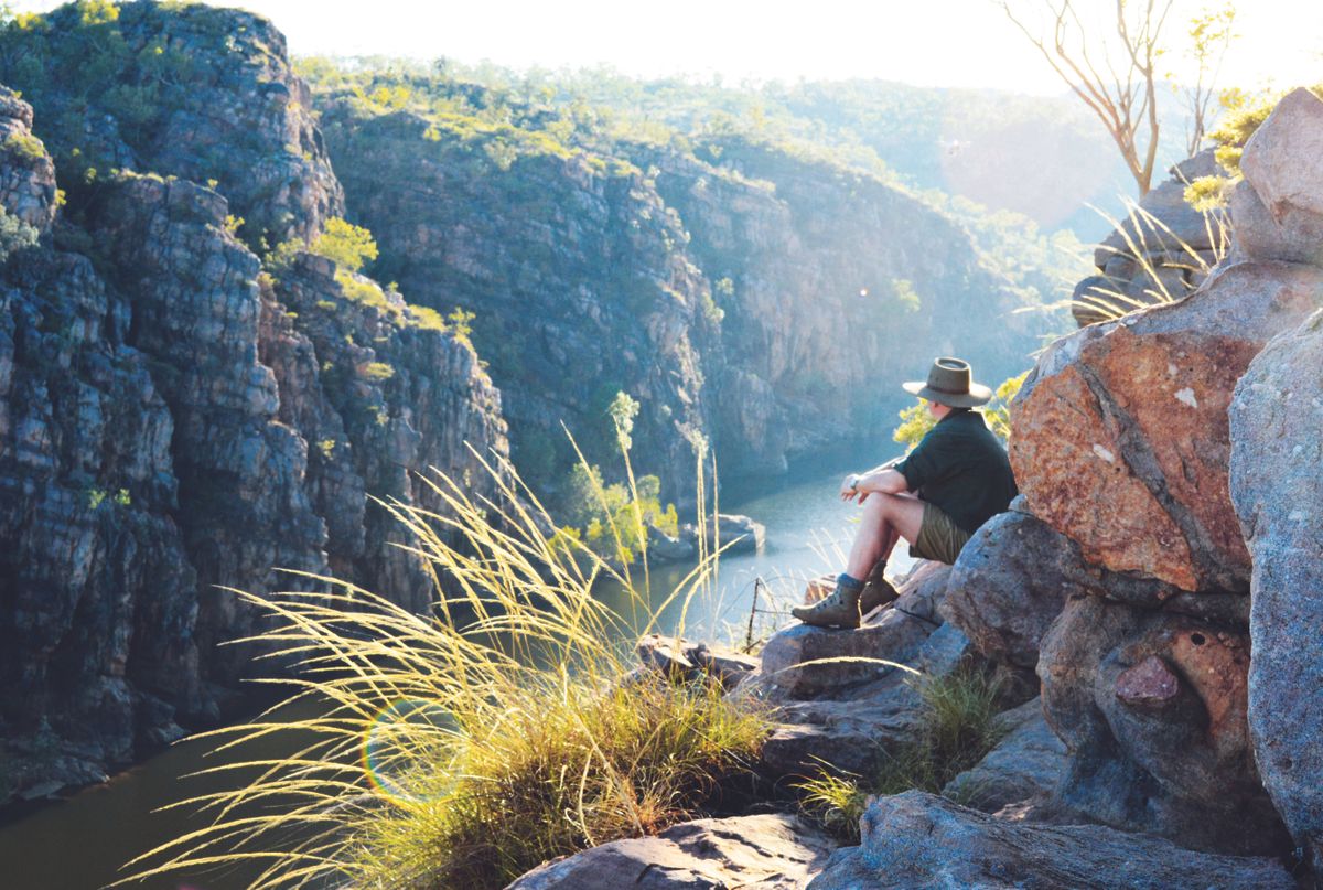 The adventurer, Ray Mears, continues his journey through the Northern Territory, exploring Nitmiluk National Park