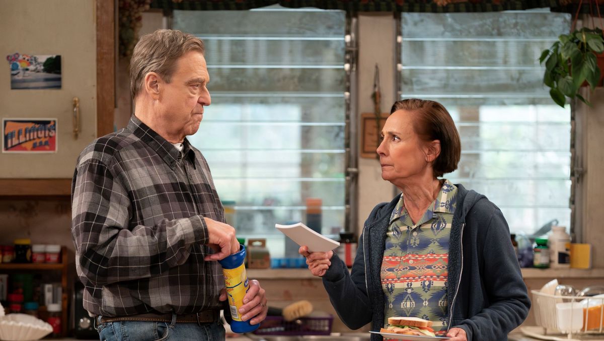 John Goodman and Laurie Metcalf in The Conners