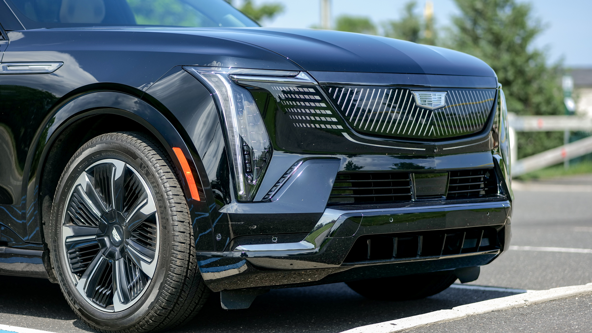 2025 Cadillac Escalade IQ Sport 2 test drive.