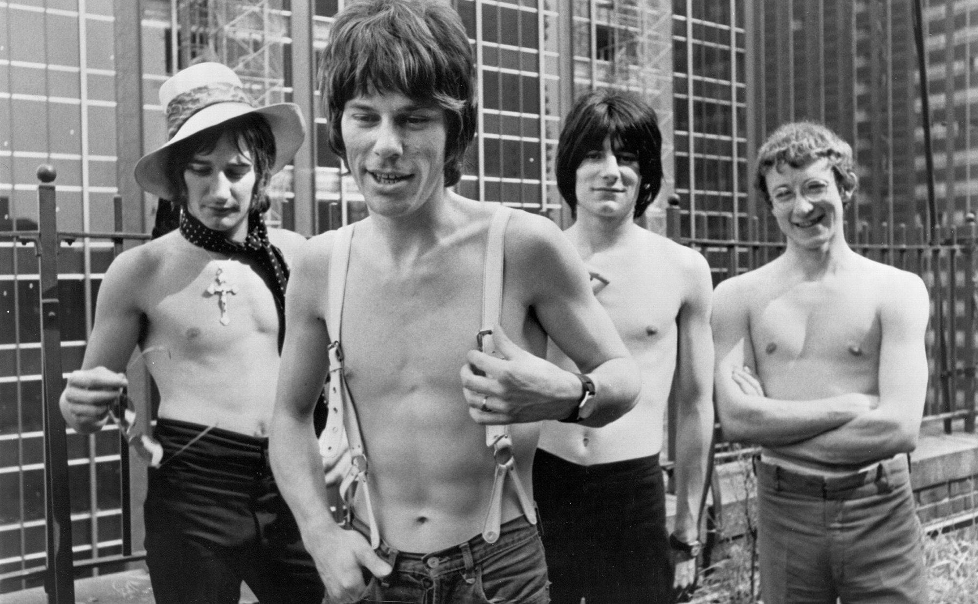 CIRCA 1968: The Jeff Beck Group (L-R Rod Stewart, Jeff Beck, Ron Wood and Micky Waller) pose for a portrait circa 1968.