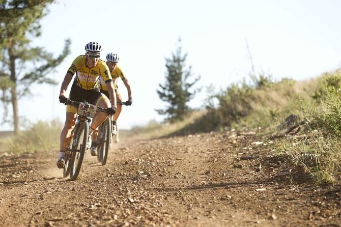 Overall winners Jaroslav Kulhavy &amp; Christoph Sauser of Burry Stander-Songo