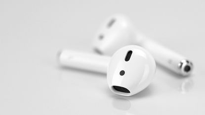 Apple AirPods 2 Release Date Price