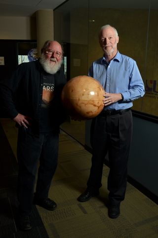 Space.com's Leonard David (left) talks Mars with Bruce Jakosky, principal investigator for the NASA Mars Atmosphere and Volatile EvolutioN (MAVEN) mission