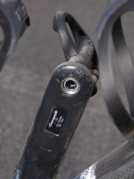 Ballan is surprisingly tall at 1.9m and thus runs 175mm-long crankarms.