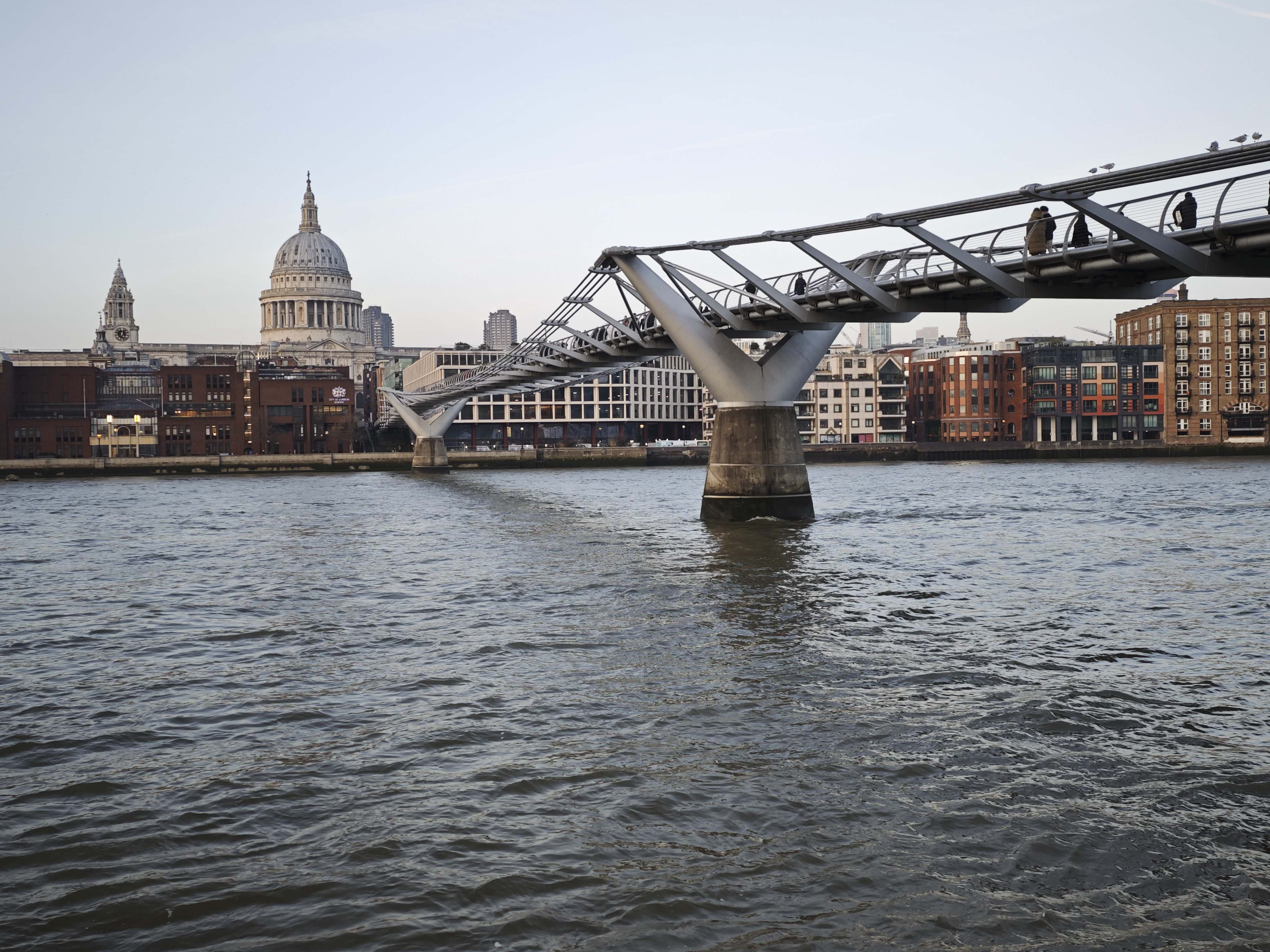 Xiaomi 15 Ultra sample photos; St Paul's cathedral, London, over the river Thames