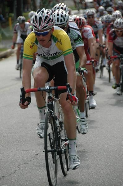 Aaron Kemps (Fly V Australia) shows his national colours on the front.